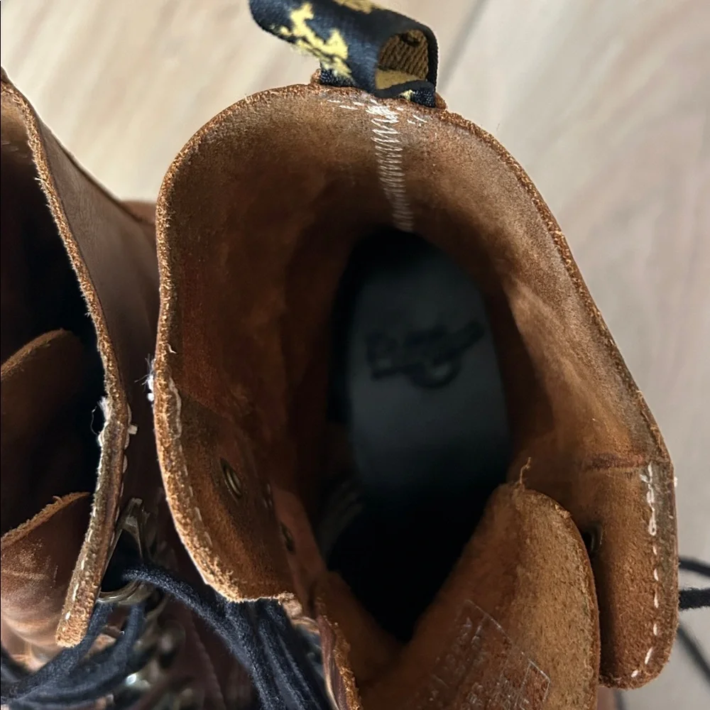 Dr Marten Leona lace up combat boots size 5 - Picture 7 of 9